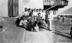 X ARCHIVE COUSINS MERS EL KEBIR MUSIQUE AU VIEUX PORT 1933